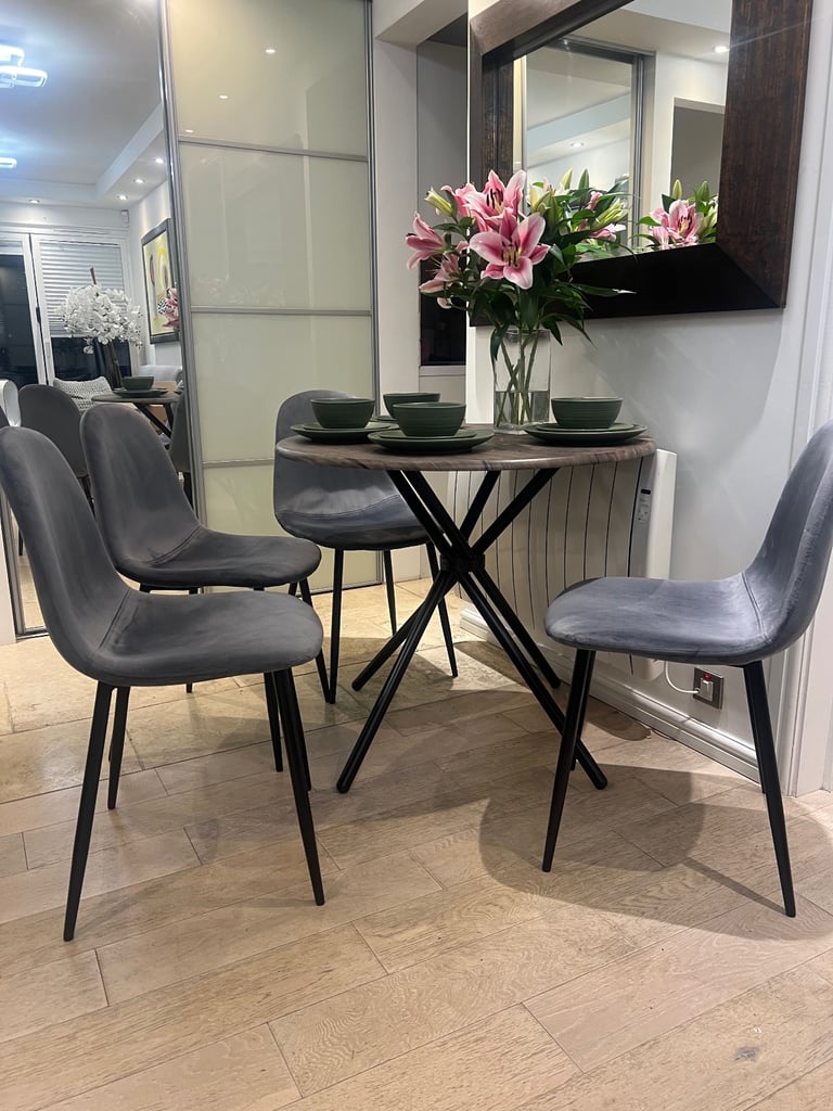4 grey dining chairs vgc Table not included 
