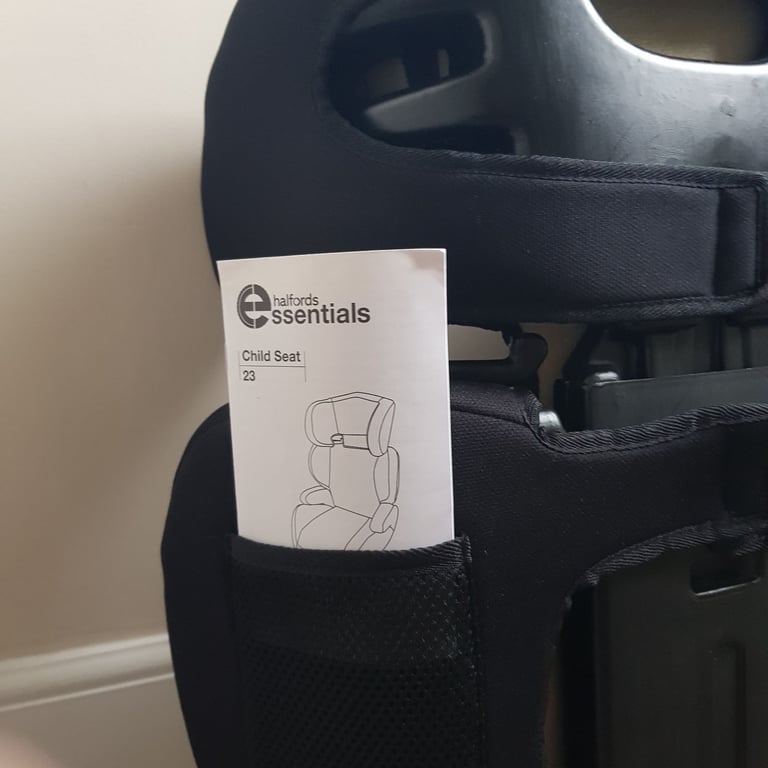 Halfords Essential Booster Car Seat Suitable 4 years-12 years  approx