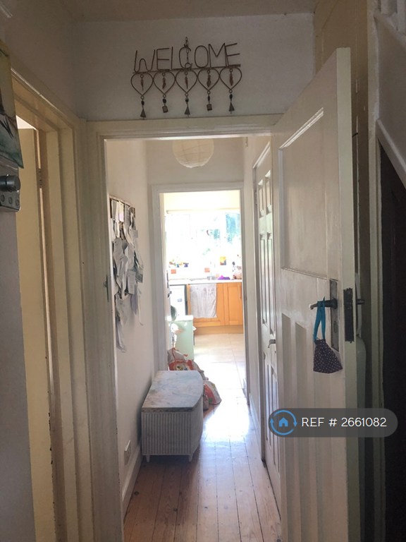 3 bedroom house in Harcourt Drive, Canterbury, CT2 (3 bed) (#2661082)