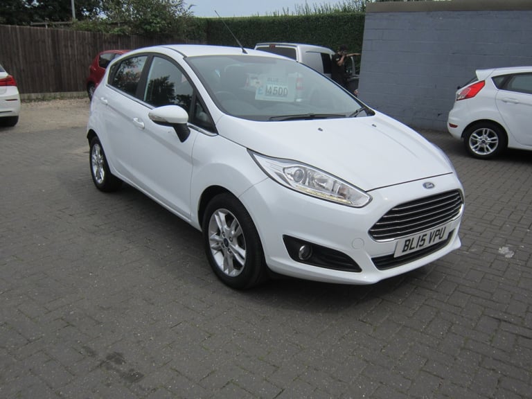 image for 2015 Ford Fiesta 1.0 EcoBoost Zetec 5dr HATCHBACK Petrol Manual
