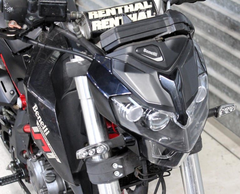 2018 18 Benelli Tornado TNT 125 LEARNER LEGAL TRADE SALE NEW MOT 8576miles BLACK