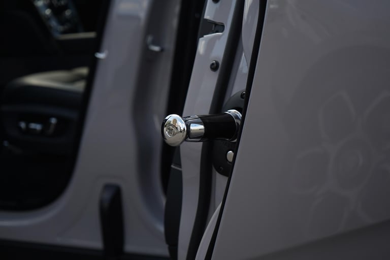 Rolls-Royce Cullinan 6.75 V12 Black Badge Auto 4WD Euro 6 5dr