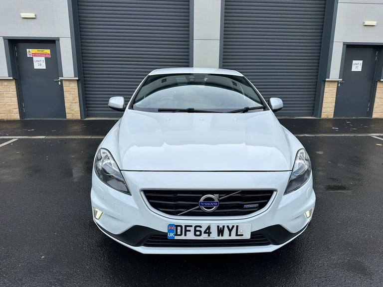 2015 Volvo V40 D2 R DESIGN Lux Nav 5dr HATCHBACK Diesel Manual