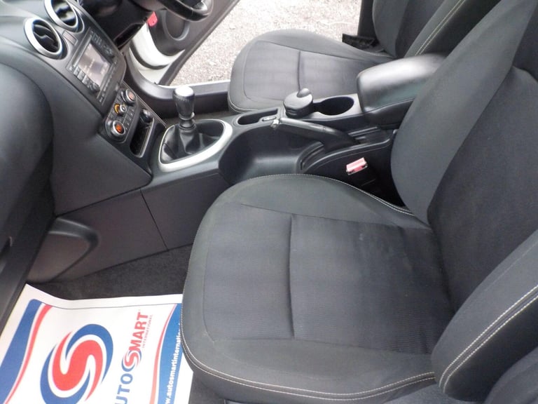 2012 Nissan Qashqai 1.5 dCi n-tec+ 2WD Euro 5 5dr HATCHBACK Diesel Manual