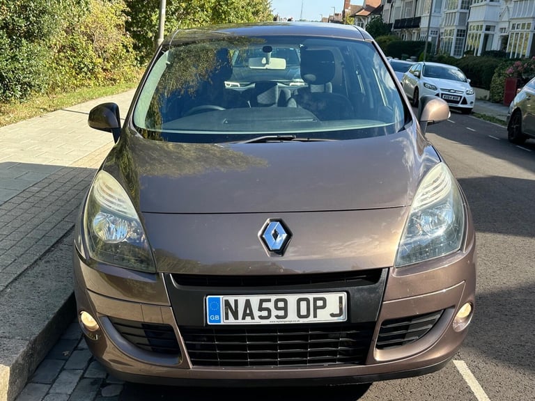 2009 Renault Scenic 2.0 VVT Expression CVT Euro 5 5dr MPV Petrol Automatic