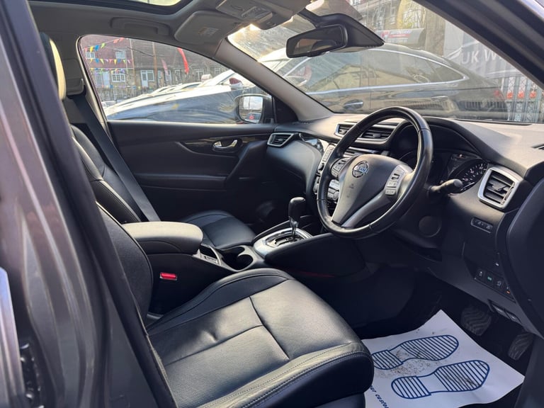2015 Nissan Qashqai 1.2 DIG-T Tekna SUV 5dr Petrol XTRON 2WD Euro 6 (s/s) (115 ps) HATCHBACK Petr...