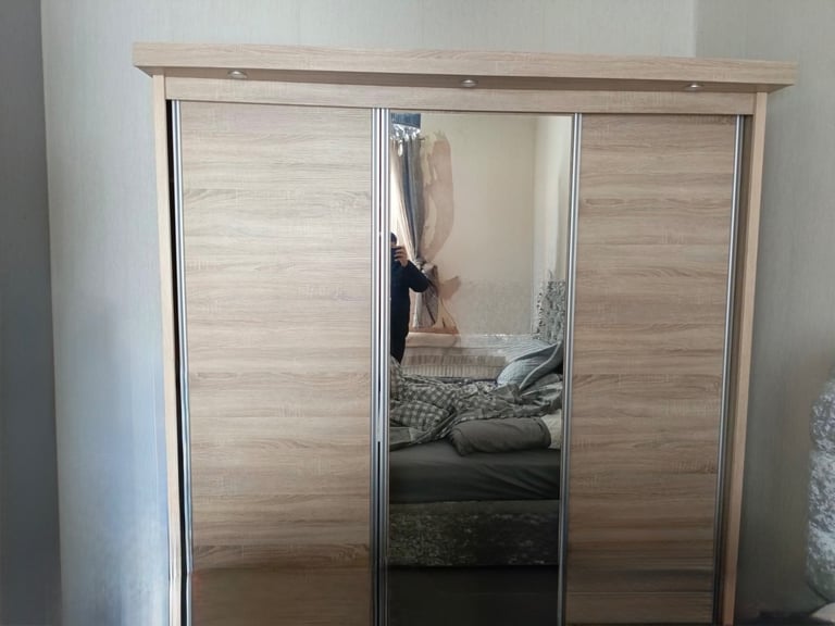 image for Mirror wardrobe 