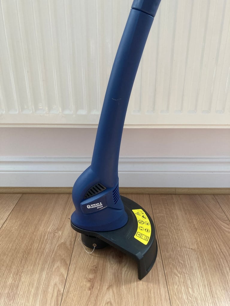 Spear & Jackson Electric Grass Trimmer 350W GT350 (New) and 20m Extension Cord 