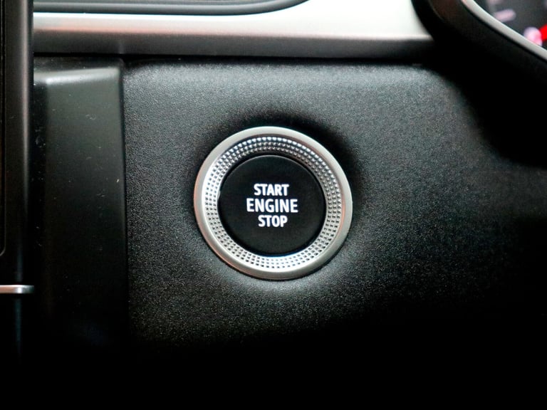 2021 Renault Captur 1.3 Iconic TCE 5DR Hatch Petrol Hatch Petrol Automatic