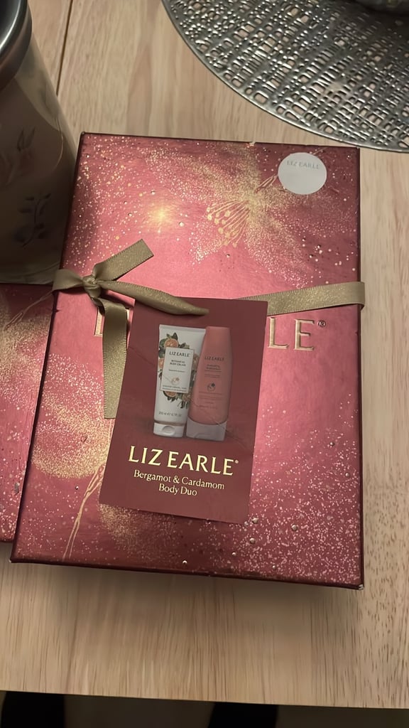 image for Liz early set 