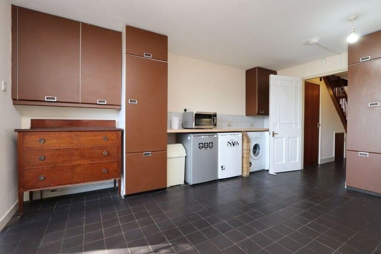 Canary Wharf Double Room Available now 0 deposit available