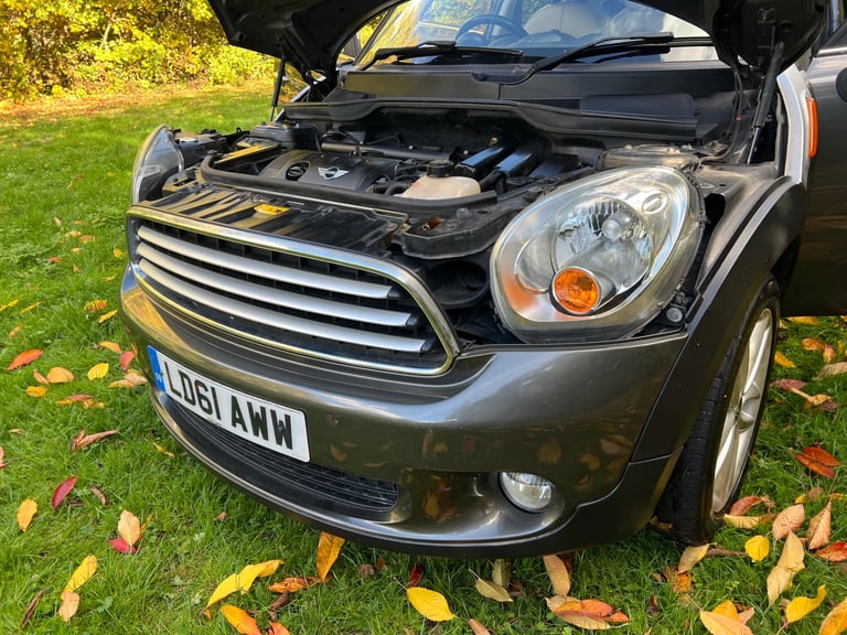 2011 MINI Countryman 1.6 Cooper 5dr Auto HATCHBACK Petrol Automatic