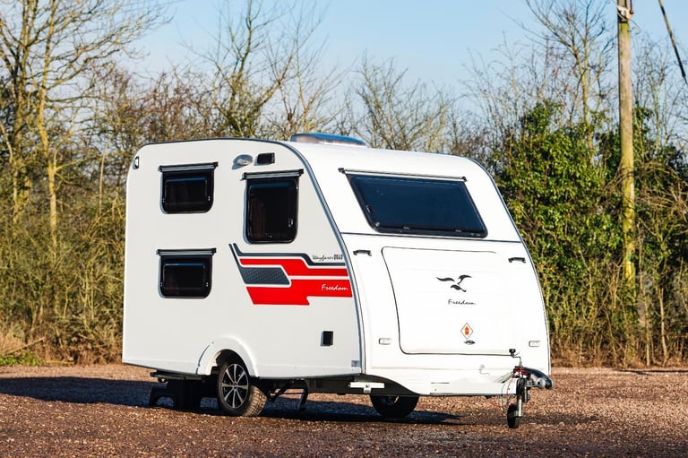 Freedom Wayfarer Quad - Small family caravan for four with bathroom