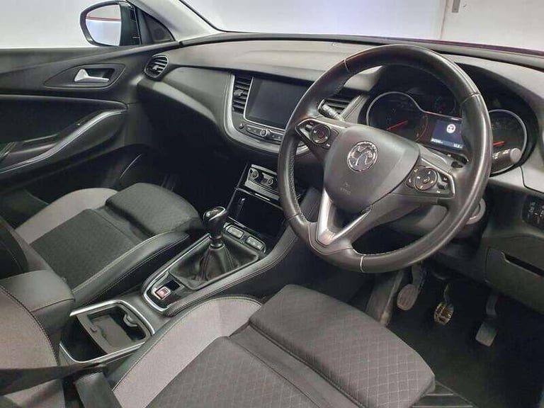 2020 Vauxhall Grandland X 1.2 Turbo SRi Nav SUV 5dr HATCHBACK Petrol Manual