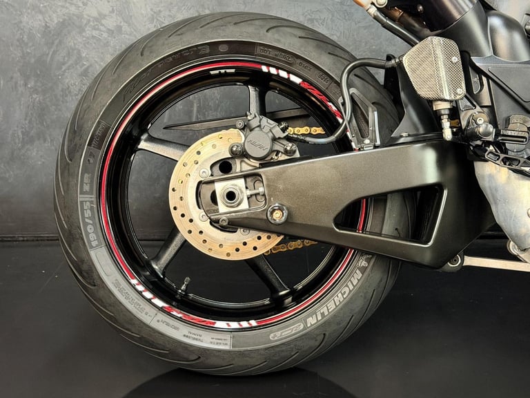 2014 Yamaha R1 1000