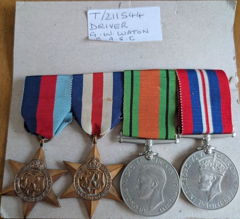 WW2 4 Medal Set Mounted - 1939-1945 / France & Germany Stars + 1939-45 / Defence Medals