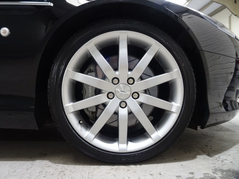 Aston Martin DB9 V12 Touchtronic Automatic *ULTRA LOW MILEAGE*ONLY 32000 MILES*