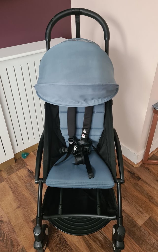 Aqua babyzen yoyo2 with bag