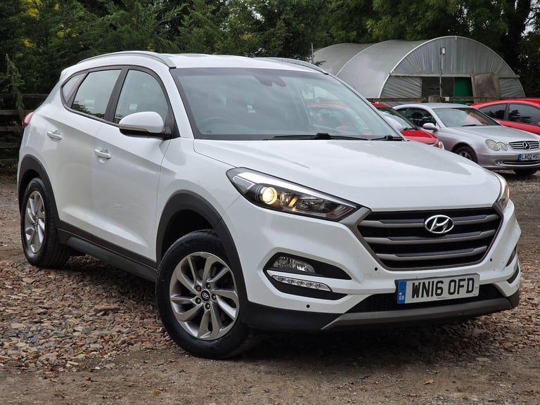 image for 2016 Hyundai TUCSON 1.7 CRDi Blue Drive SE Nav Euro 6 (s/s) 5dr ESTATE Diesel Manual