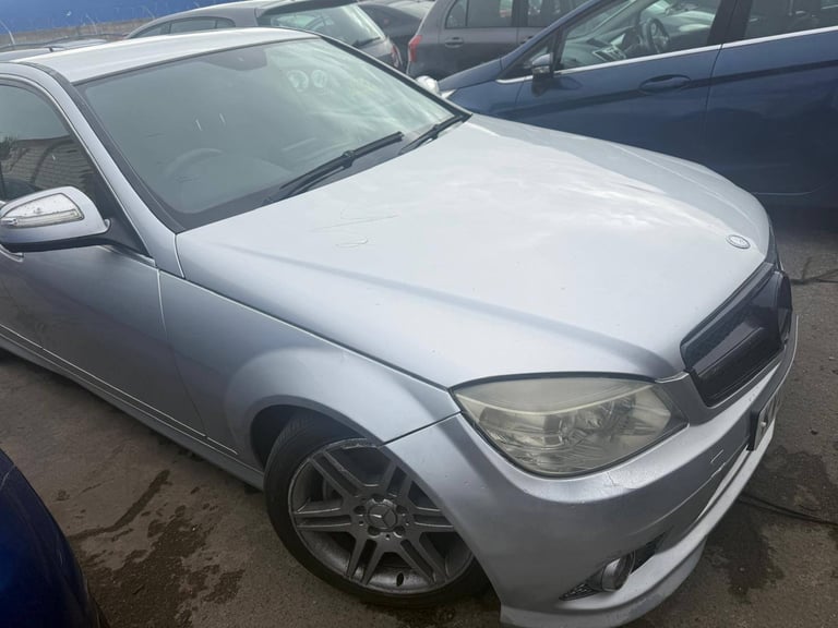 Breaking spare parts Mercedes c class w204 