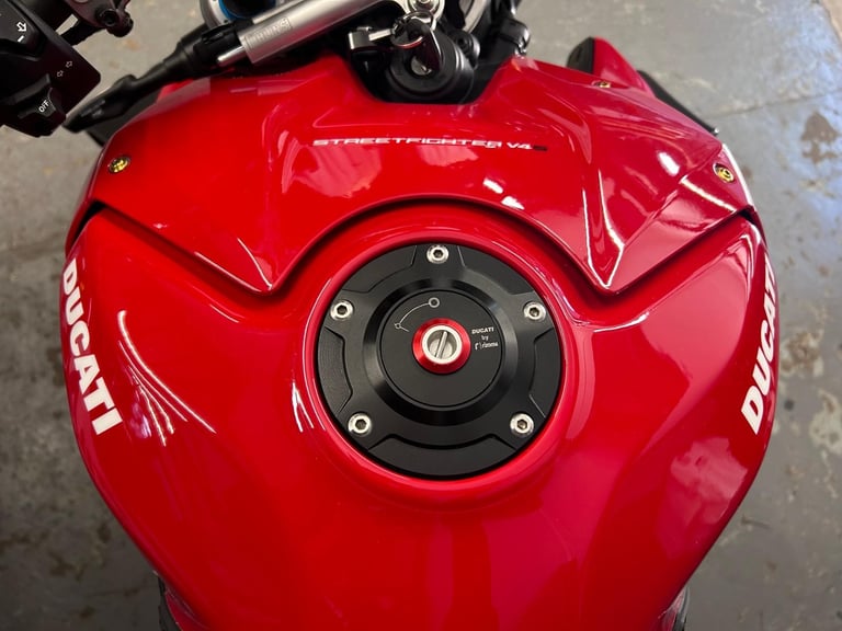 2021 Ducati Streetfighter V4S