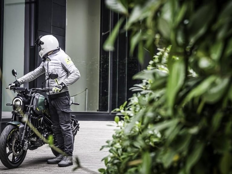 Benelli Leoncino 125cc Learner Legal Motorcycle SAVE £400