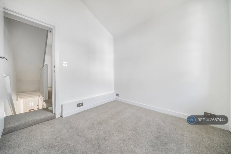 4 bedroom house in Ridley Road, Bromley, BR2 (4 bed) (#2667444)