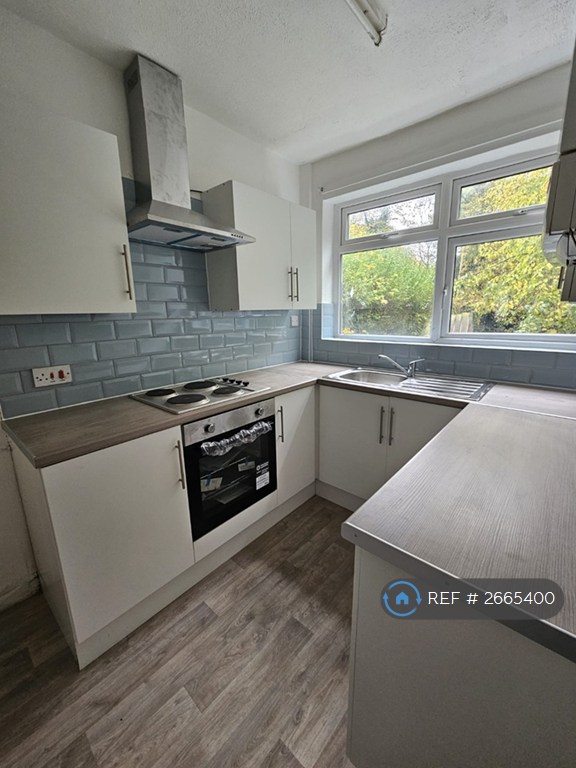 3 bedroom house in Brookside Drive, Salford, M7 (3 bed) (#2665400)
