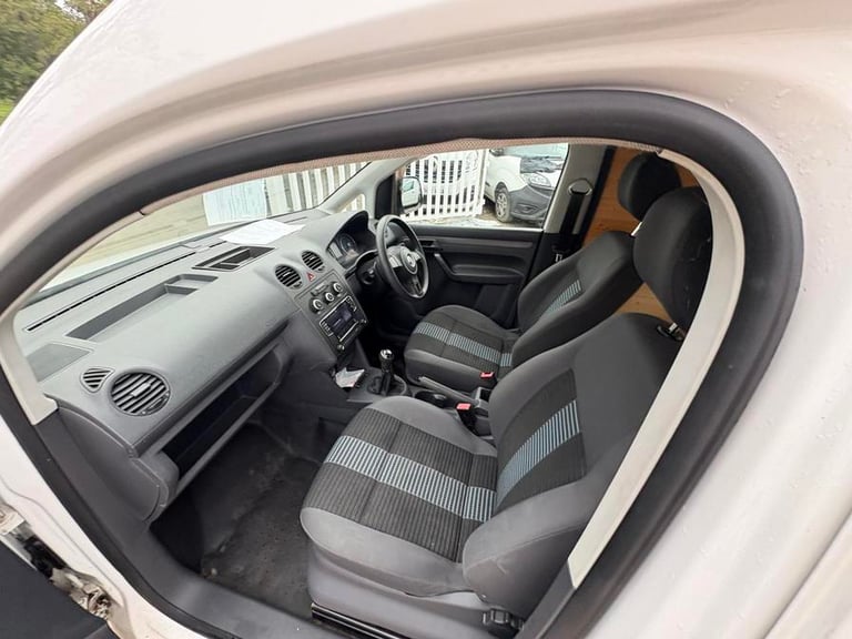 2014 Volkswagen Caddy Caddy C20 TDI BlueMotion Panel Van DIESEL Manual