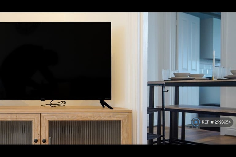 4 bedroom house in Bromley Gardens, Bromley, BR2 (4 bed) (#2593954)