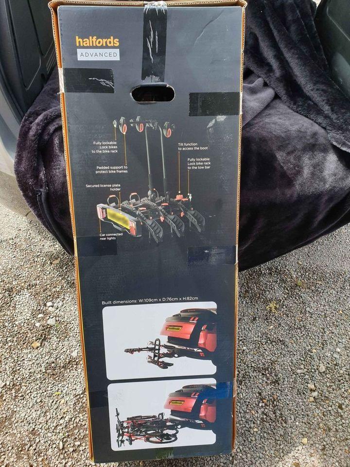 Halfords Advanced 3 Bike Towbar Mounted Electric MTB Hybrid Road eBike Tow Bar Platform  Rack