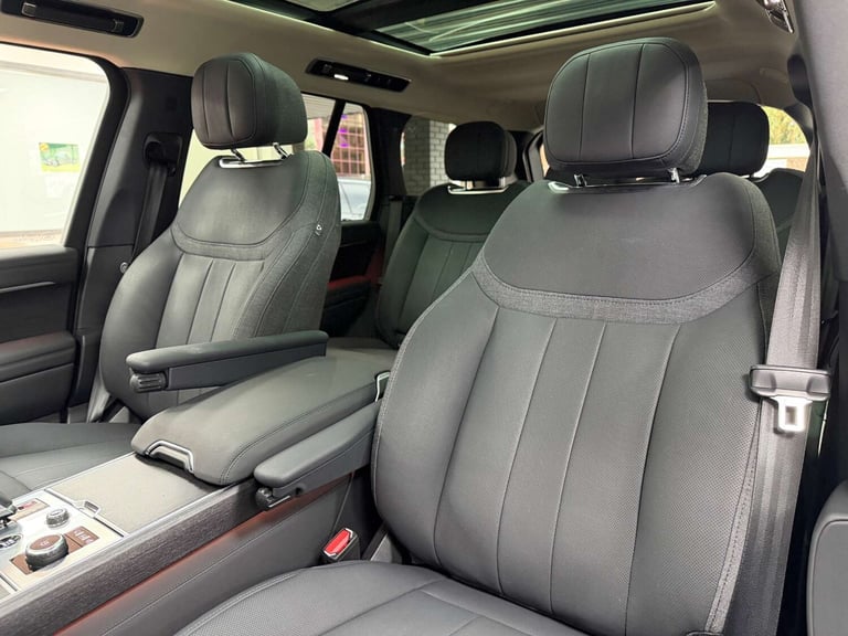 2022 Land Rover Range Rover 3.0 P440e 38.2kWh SE SUV 5dr Petrol Plug-in Hybrid Auto 4WD Euro 6 (s...