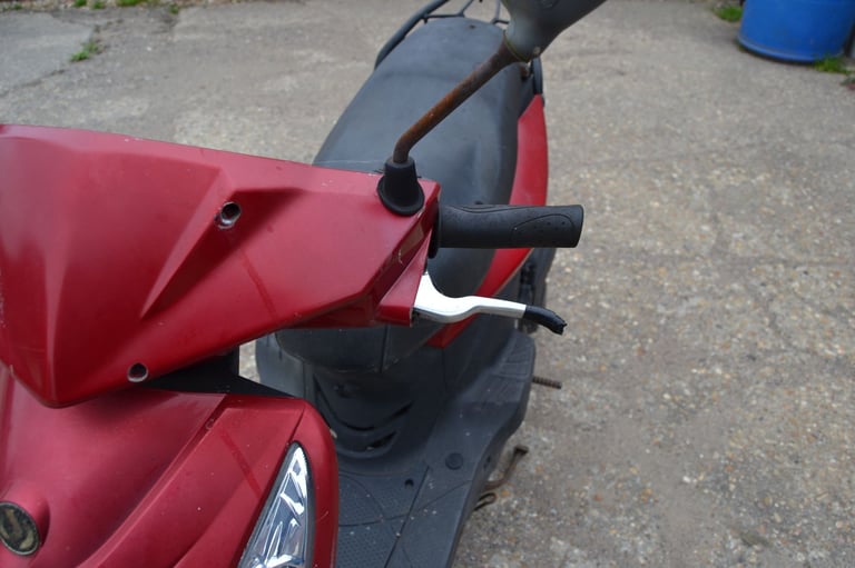 SYM Symply 125cc Scooter non runner for spares or repair