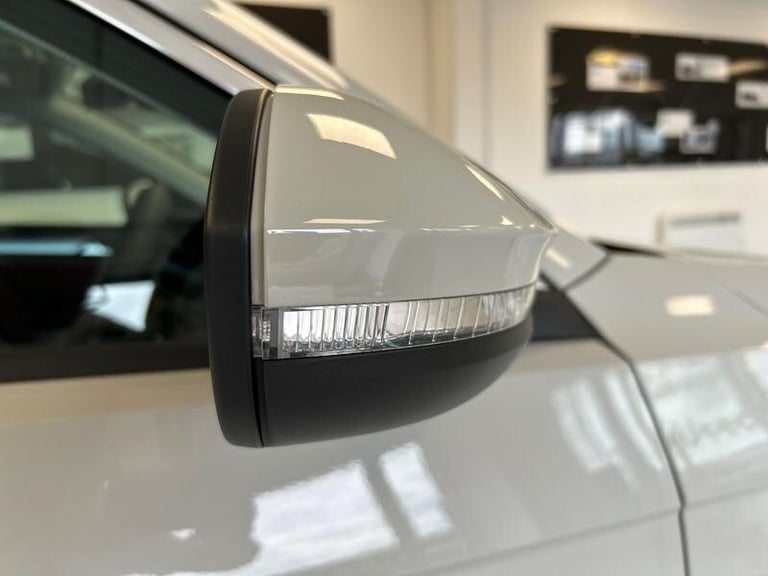 2023 Volkswagen T-Roc 1.0 TSI (110ps) Life MANUAL Hatchback Petrol Manual