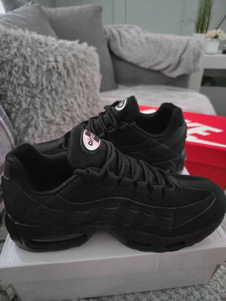 image for Nike air max 95