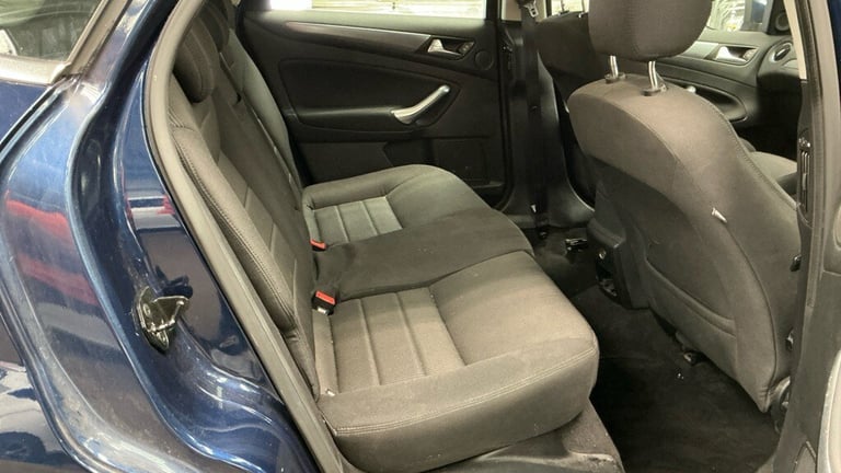 2011 Ford Mondeo 2.0 Titanium 5dr HATCHBACK Petrol Manual