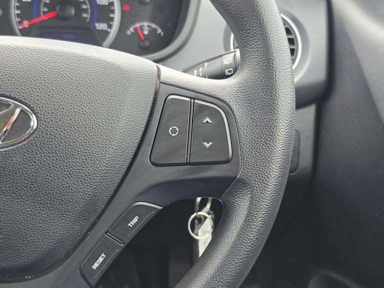 2016 Hyundai i10 1.2 SE Auto Euro 6 5dr Hatchback Petrol Automatic