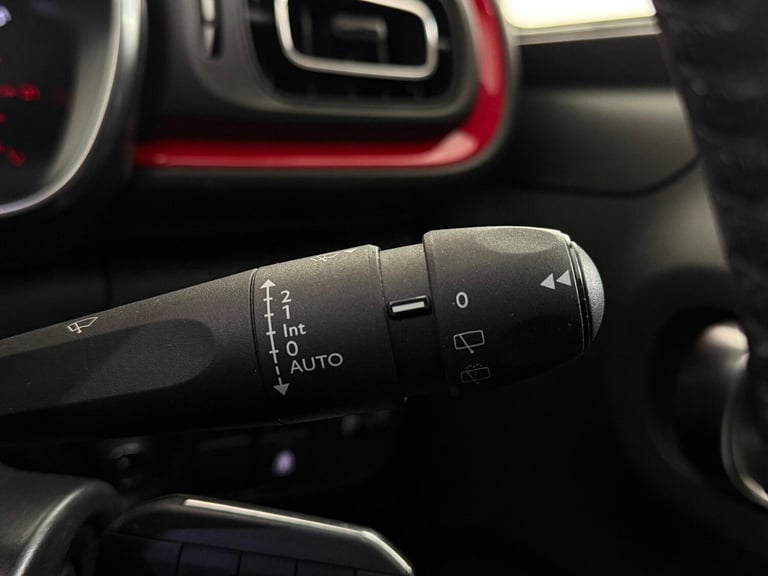 2018 Citroen C3 1.2 PureTech Flair Nav Edition Euro 6 5dr HATCHBACK Petrol Manual