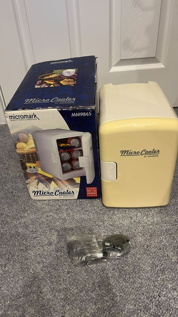 image for Mini fridge cooler