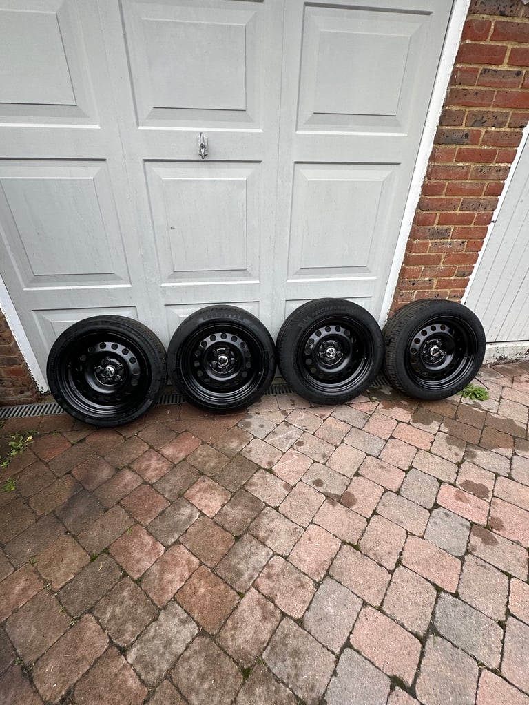 🌟Volkswagen 16” Banded Steels 5x112 With Excellent Tyres Front 195/55/16 Rear 205/55/16 VAG