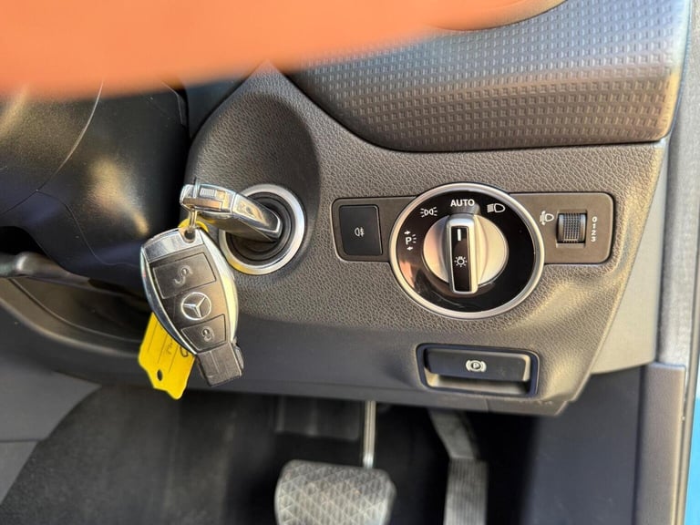 MERCEDES-BENZ A CLASS 1.5 A180 CDI SE 7G-DCT Euro 5 (s/s) 5dr 2014