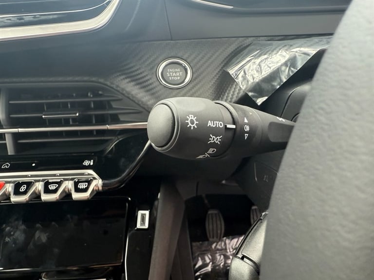 2025 Peugeot 208 1.2 PureTech Allure Hatchback 5dr Petrol Manual Euro 6 (s/s) (100 ps) Hatchback ...