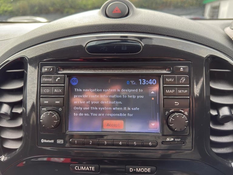NISSAN JUKE 1.6 Acenta Premium Euro 5 5dr 2011