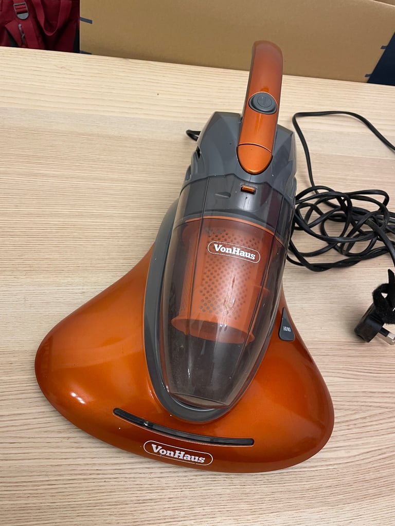Vonhaus handheld UV vacuum cleaner