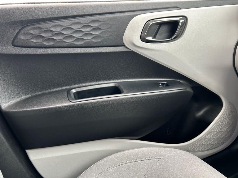 2024 Hyundai i10 1.0 Premium Hatchback 5dr Petrol Auto Euro 6 (s/s) (63 ps) Hatchback PETROL Auto...