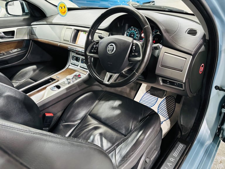 2013 Jaguar XF 3.0d V6 Luxury 4dr Auto [Start Stop] SALOON DIESEL Automatic