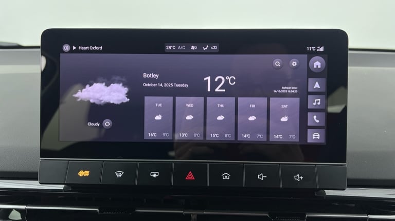 2025 MG MG4 150kW Trophy EV Long Range 64kWh 5dr Auto Hatchback Electric Automatic
