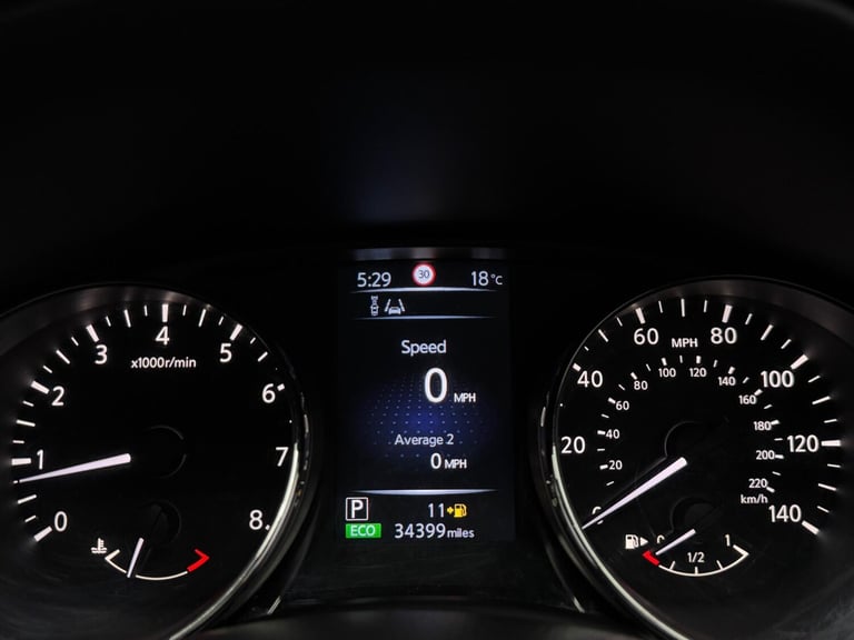 2016 Nissan Qashqai 1.2 DIG-T N-Connecta XTRON 2WD Euro 6 (s/s) 5dr HATCHBACK Petrol Automatic