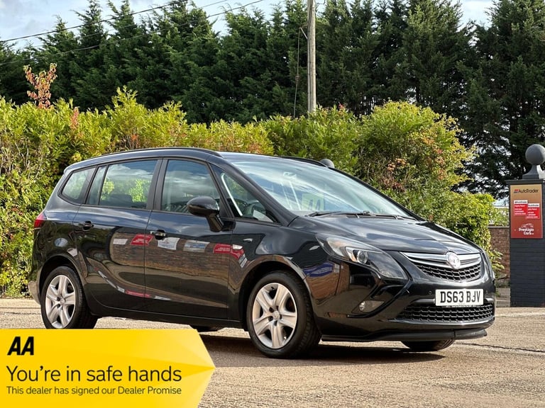 2013 Vauxhall Zafira Tourer 1.8 16V Exclusiv Euro 5 5dr Petrol