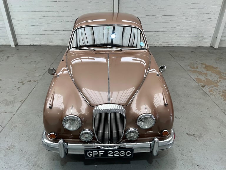 1965 Daimler V8 Petrol Automatic